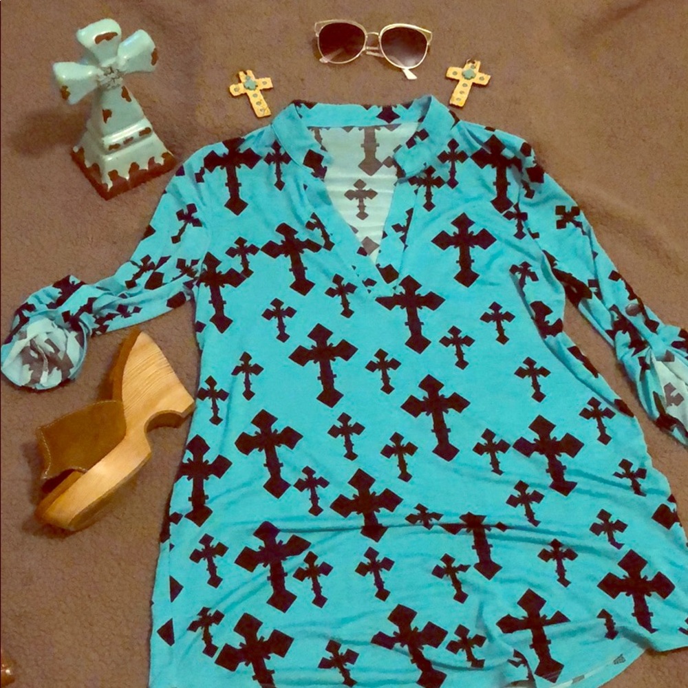 Cross quarter sleeve blouse superrr cutee